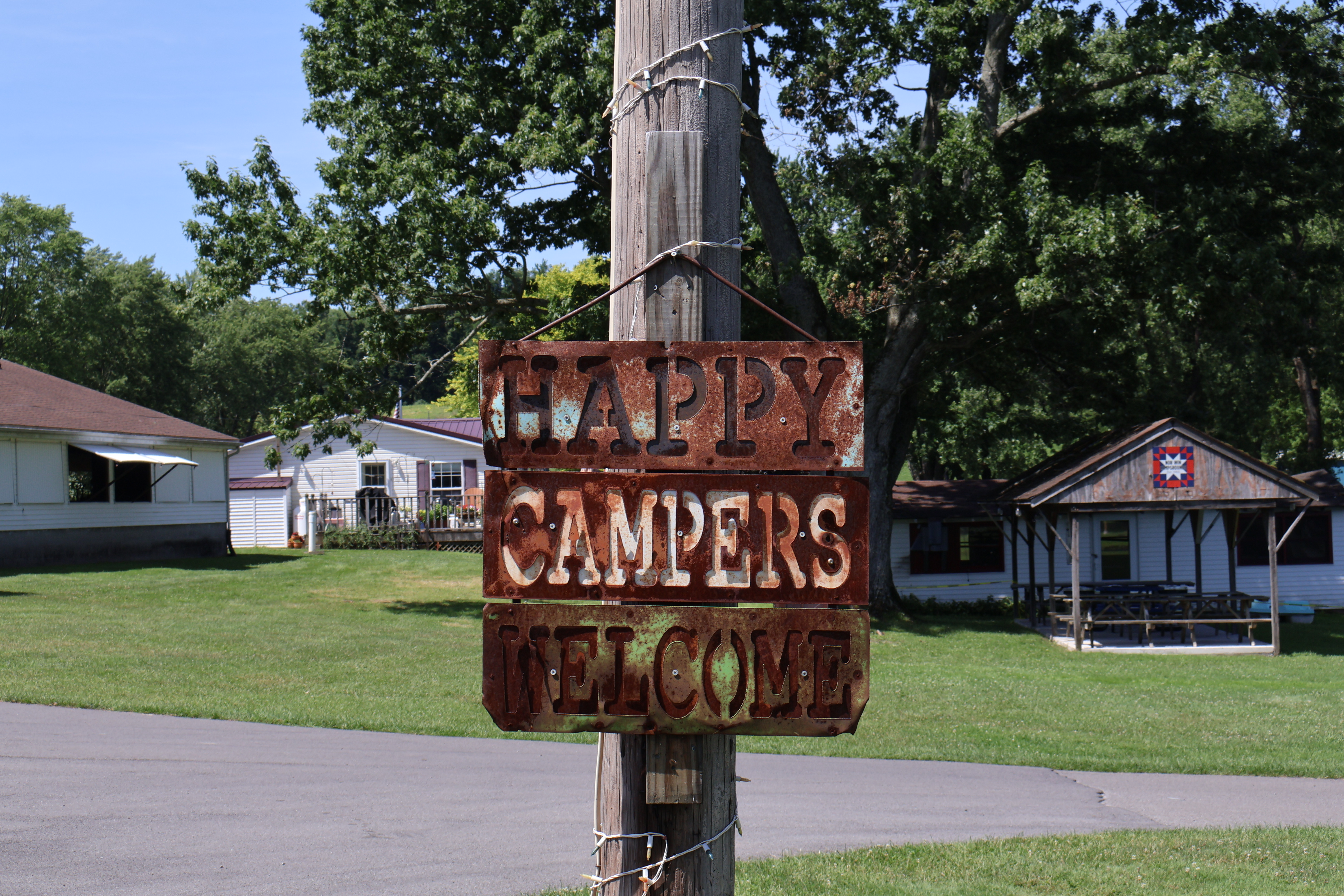 Happy Campers Welcome sign at Willow Mill